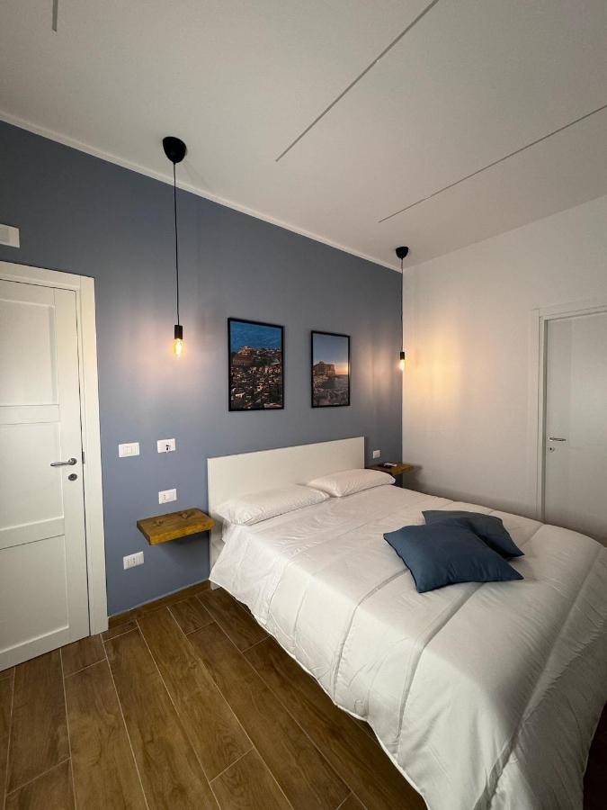 Conte Di Mola 67 Bed & Breakfast Napoli Exterior foto