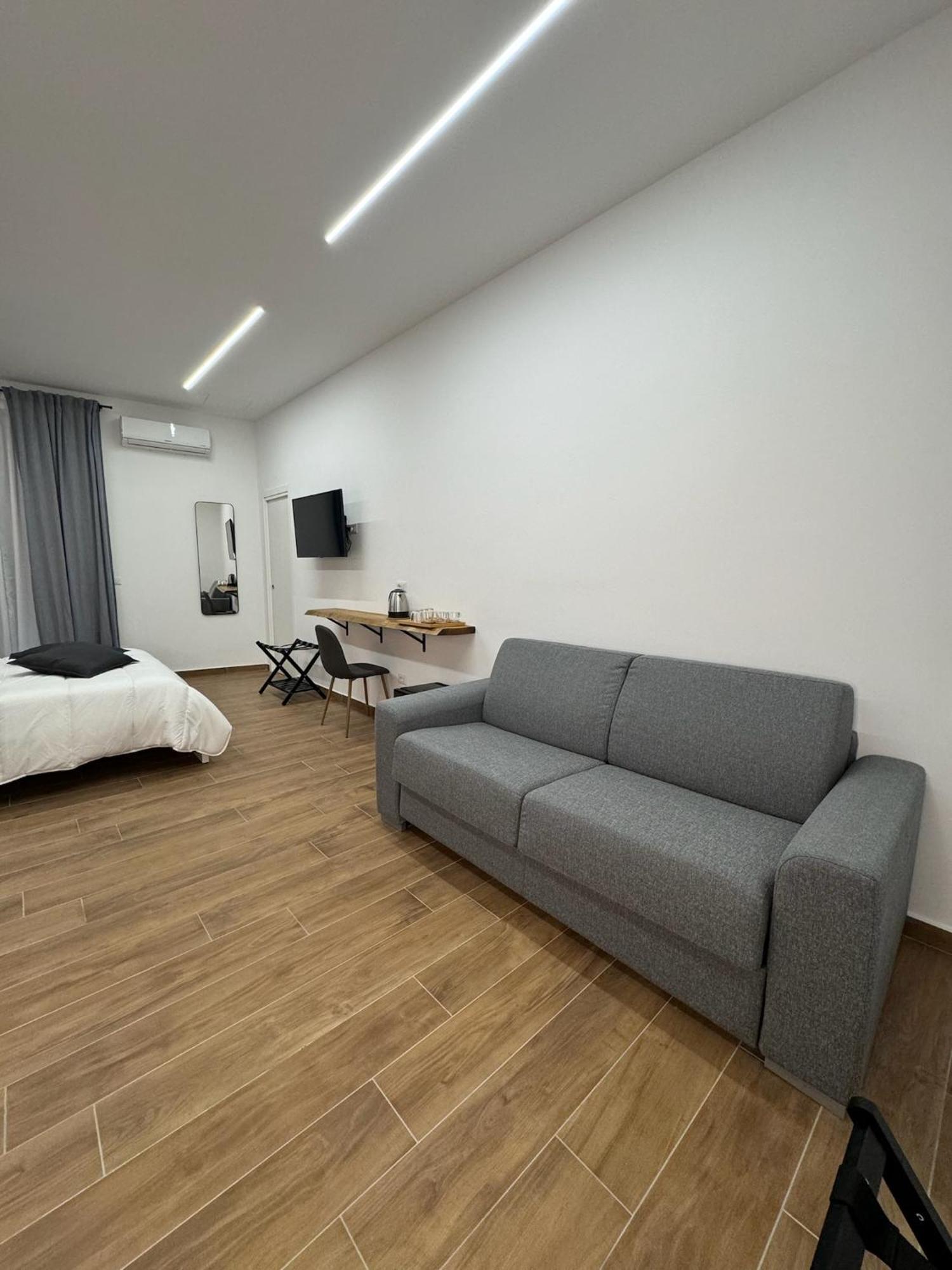 Conte Di Mola 67 Bed & Breakfast Napoli Exterior foto