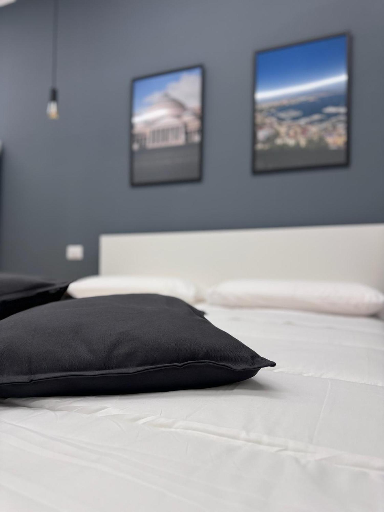 Conte Di Mola 67 Bed & Breakfast Napoli Exterior foto